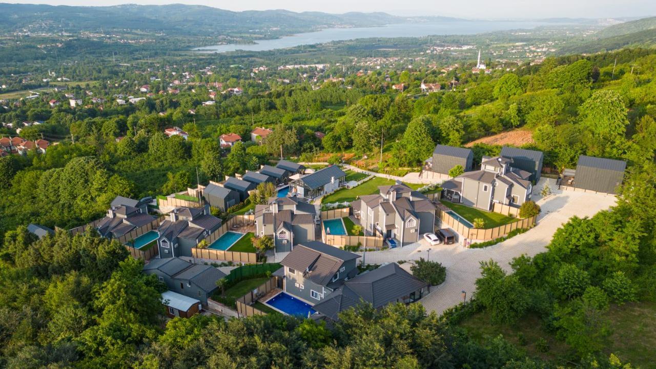 Alya Kartepe Villa Hotel Коджаели Екстериор снимка